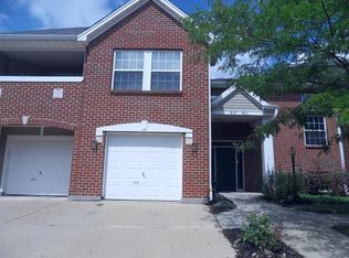 417 Deepwoods Dr #404, Highland Heights, KY 41076