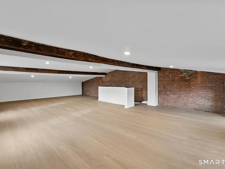 46 Trumbull St #3 — Photo 17