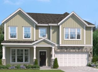 4146 Vista Pine Dr, Charlotte, NC 28215