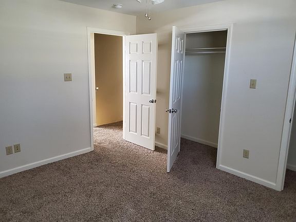 4th image of 1901 Sanford Dr APT 1