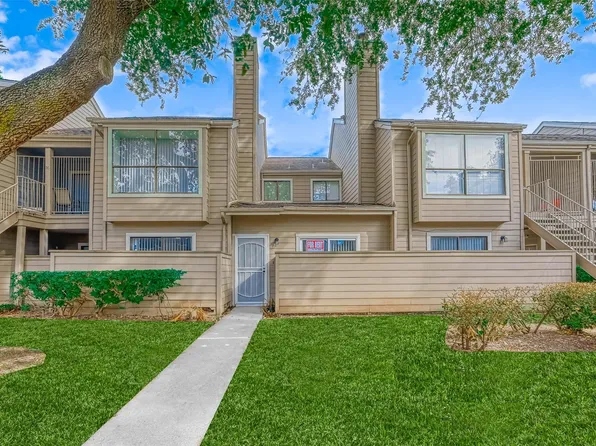 6701 Sands Point Dr, Houston, TX