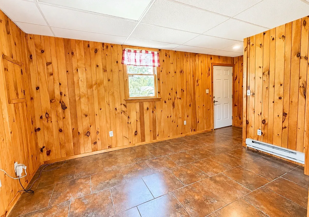 1 bed, 700 sqft, $1,200 — Photo 4