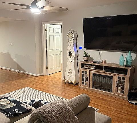 5th image of 1501 N Van Dorn St #B