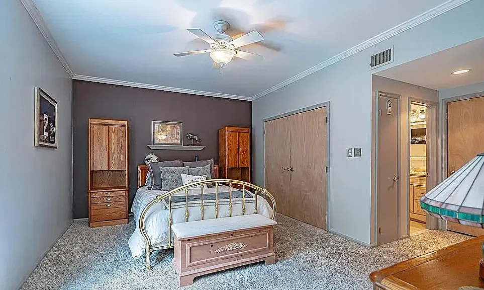 3 bed, 1000 sqft, $1,006 — Photo 3