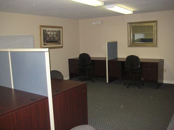2nd image of 521 NE 25th Ave