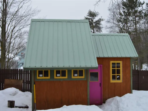 2327 Tamara Rd NW, Kalkaska, MI 49646