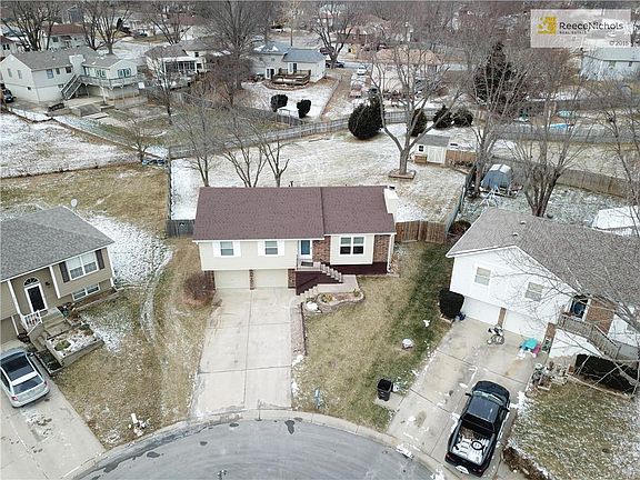 2nd image of 20216 E 14th Terrace Ct N