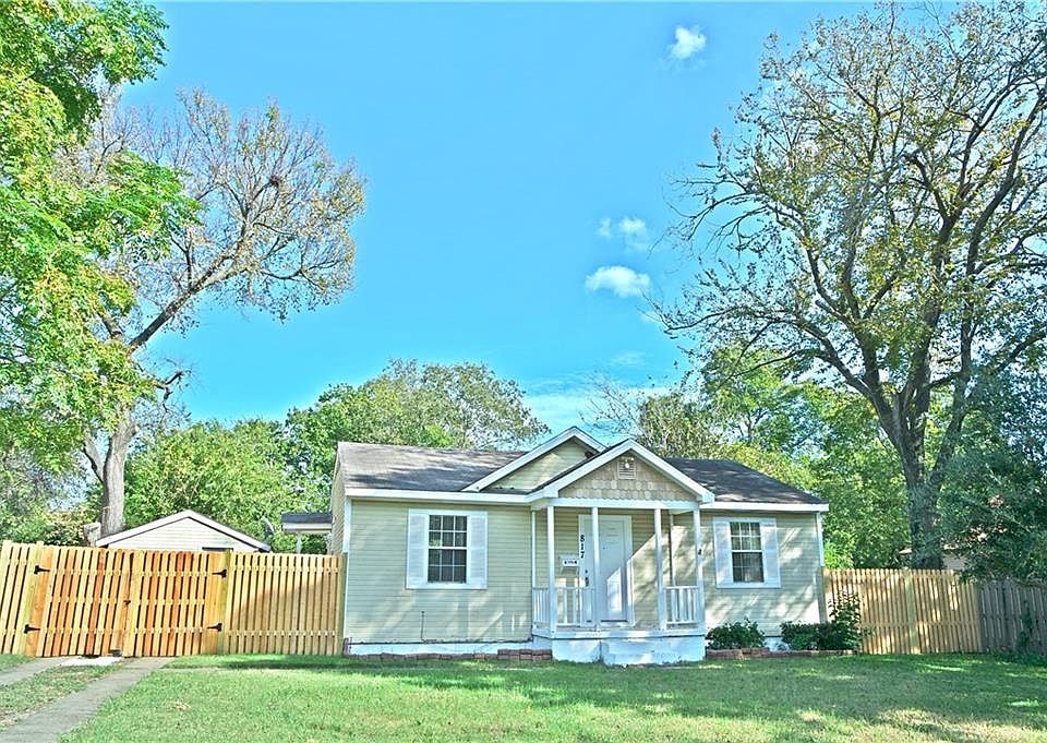 1st image of 817 Barnes St