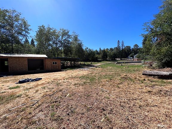 3rd image of 38102 S 28th Avenue