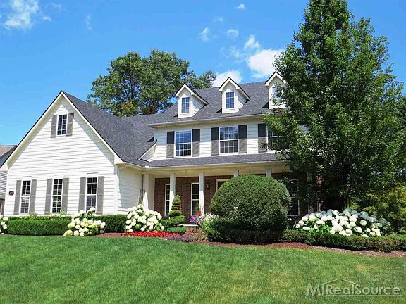 3rd image of 1859 N Mill Ct