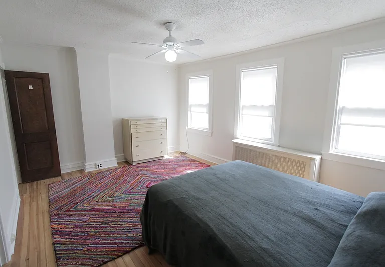 804 W 21st St — Photo 16