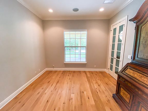 5th image of 4941 Misty Pines Trl