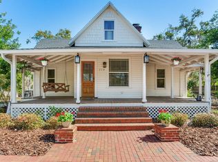 210 N Grosse Ave, Tarpon Springs, FL 34689