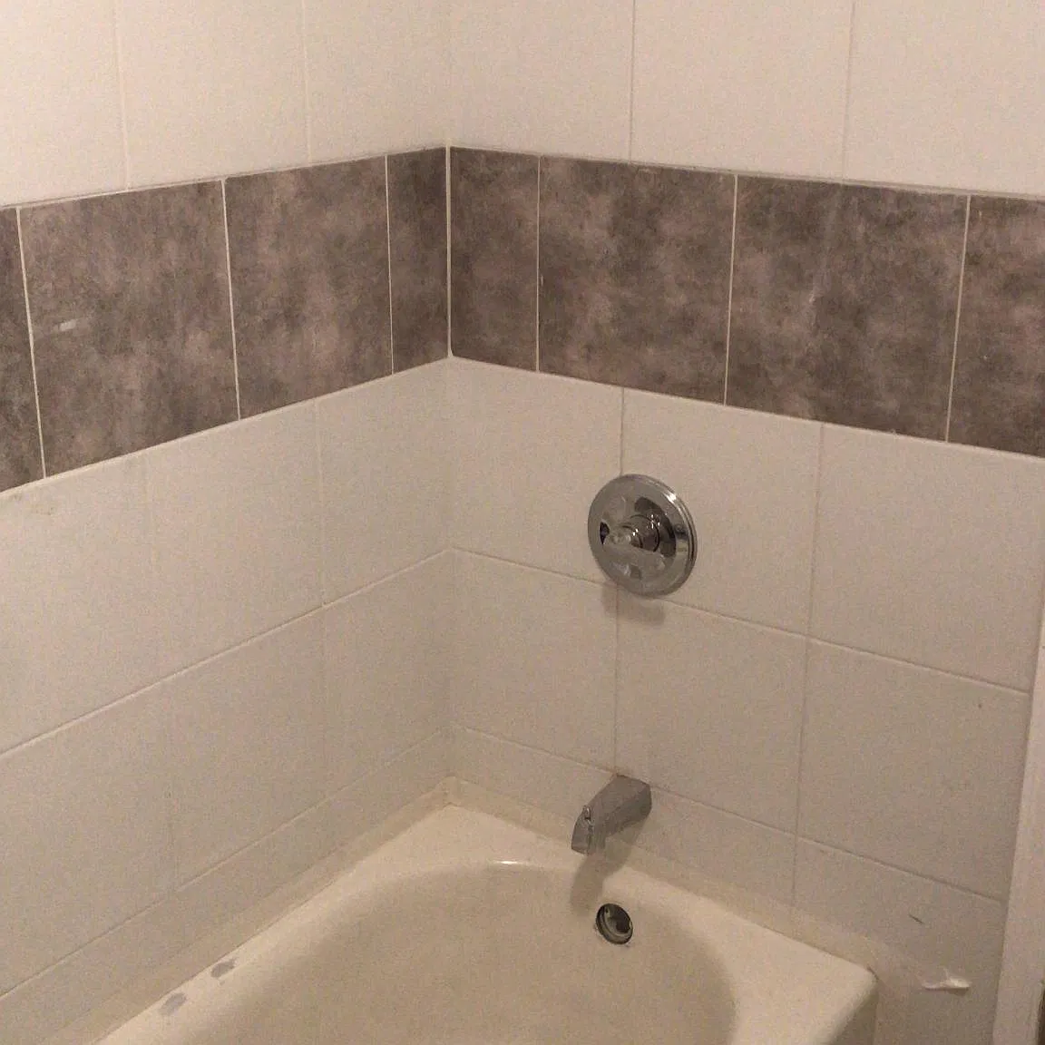 26 Ellis Ave — Photo 1