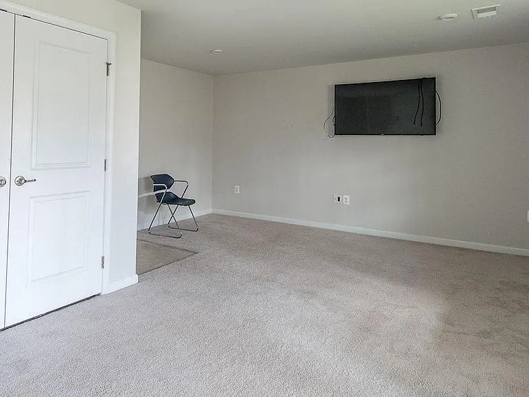 9704 Cedarmass Cir — Photo 9