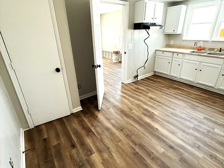418 S Washington Ave — Photo 6