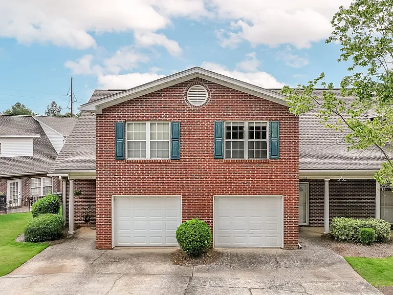 2428 E University Dr #103 — Photo 3
