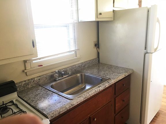 5th image of 1214 S Grant St