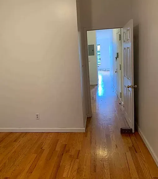 1037 Bergen St #WB3 — Photo 8