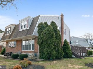 1432 Parklane Rd, Swarthmore, PA 19081