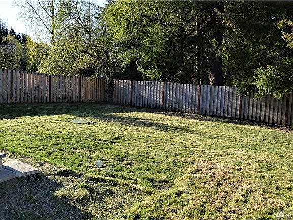 5th image of 702 Delta Ln SE