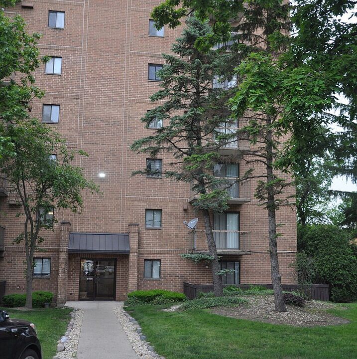 1st image of 6020 Lake Bluff Dr Unit 601