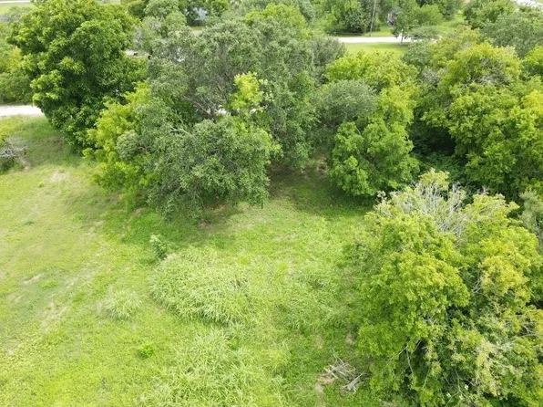 215 2nd Ave N, Texas City, TX 77590