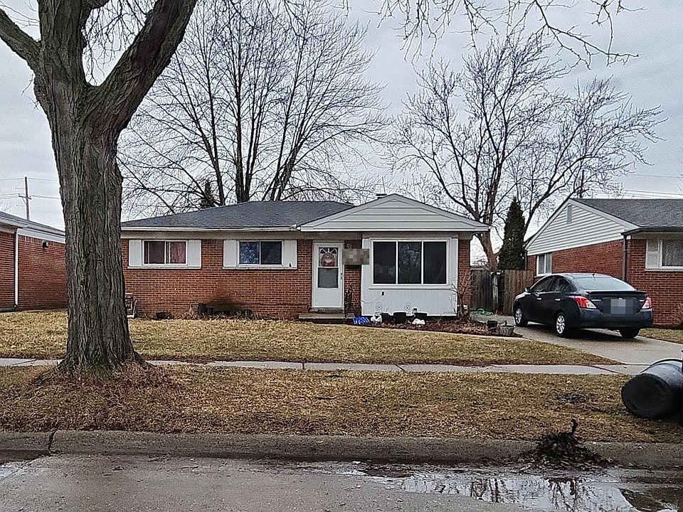 1st image of 28307 Alden St