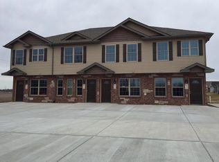 315 S Hickory St, Troy, IL 62294