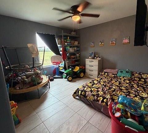 4th image of 25650 Cathy Dr