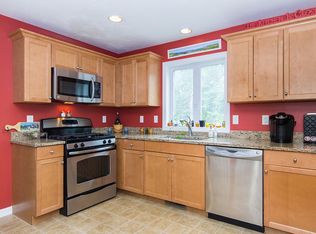 5 Middleridge Rd, Derry, NH 03038