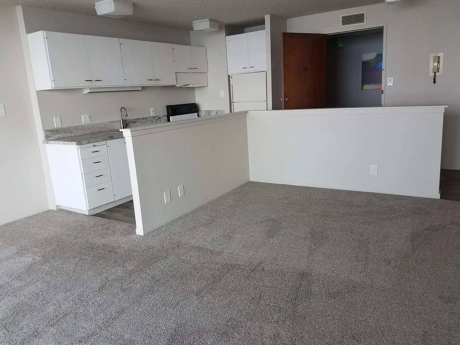 1 bed, 626 sqft, $1,600 — Photo 2