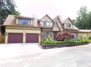 516 King Arthurs Ct SE, Salem, OR 97302