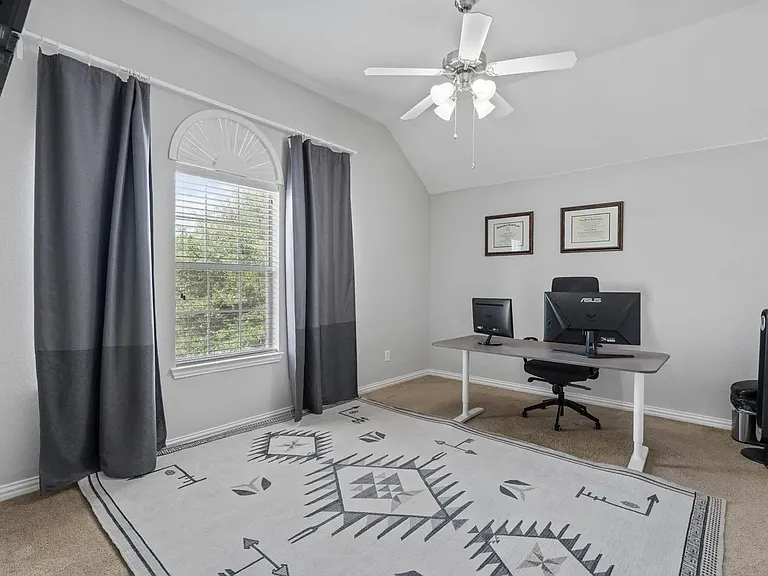 4625 Lance Leaf Dr — Photo 18