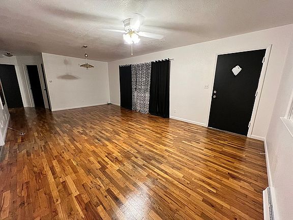 3rd image of 1714 W 6th St