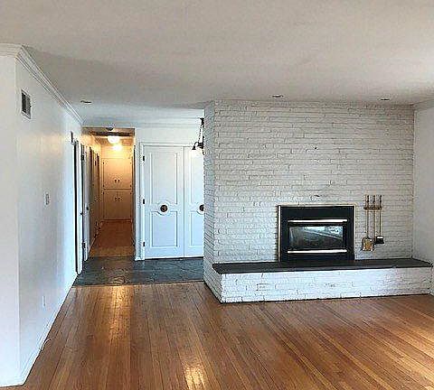 5th image of 35 Rosemont St