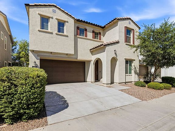 2nd image of 692 N Blackbird Dr