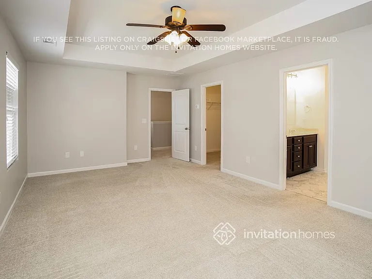 267 Royal Crescent Ter — Photo 9