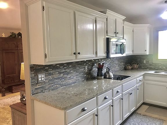 5th image of 53924 Birchwood Ct