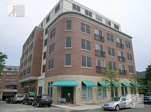 1st image of 323 Boylston St #369