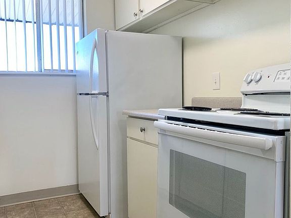 4th image of 1060 E 3900 S APT 13