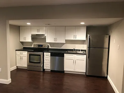 1051 Perkinswood Blvd SE #9 Photo 1