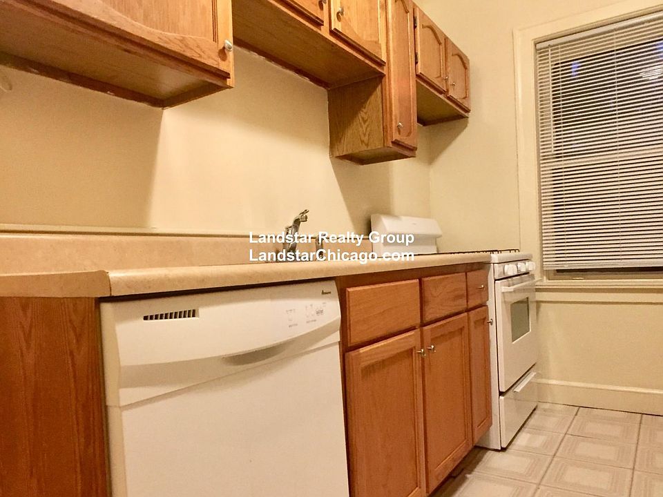 1st image of 536 Hinman Ave APT 2S