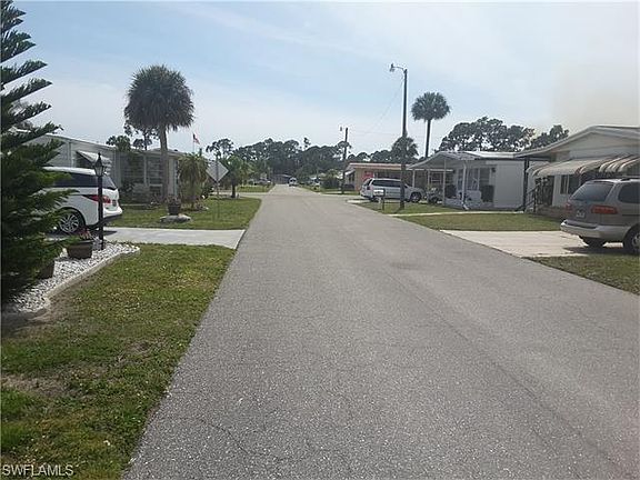 5th image of 555 Peace Lake Ct