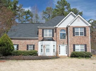 990 Georgian Hills Dr, Lawrenceville, GA 30045