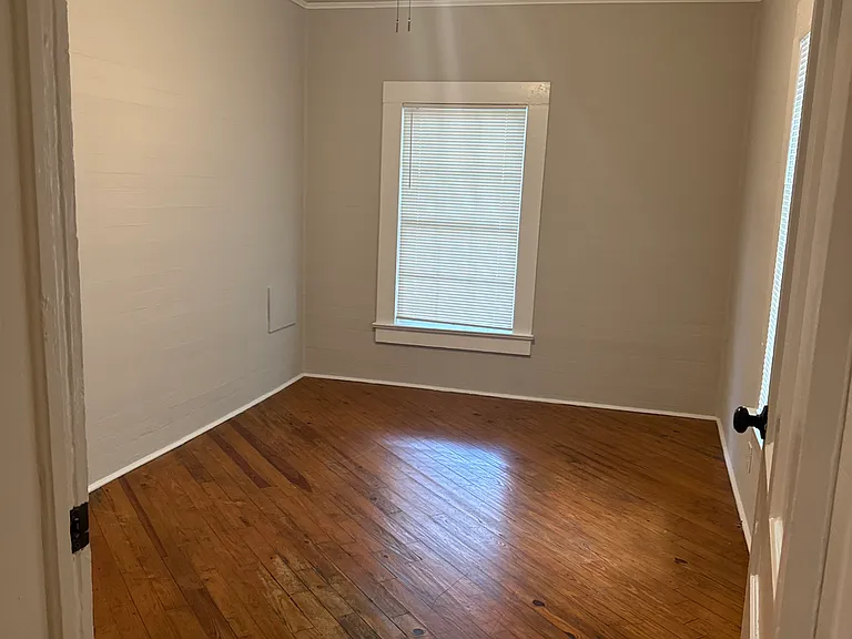 531 S Madison Ave — Photo 11