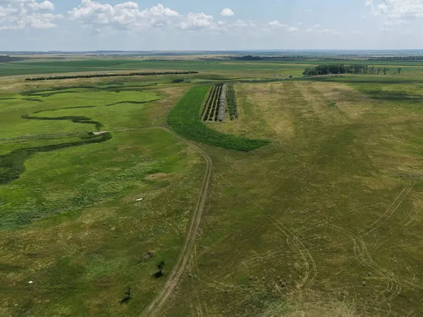 22650 366th Ave, Wessington Springs, SD 57382