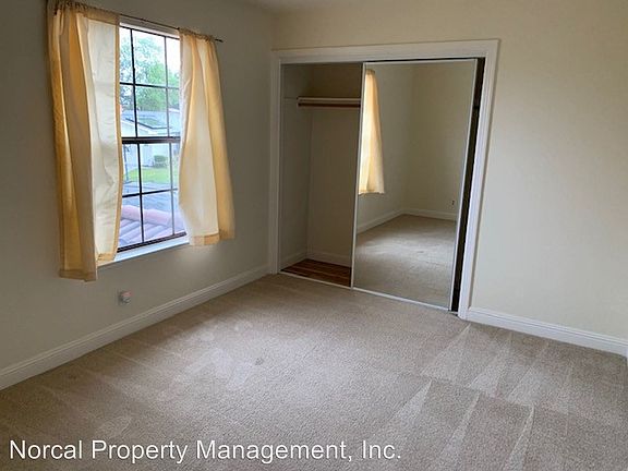 5th image of 21114 Marcy Ct