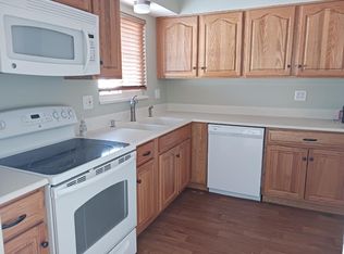 1003 Emory Cir, Colorado Springs, CO 80915