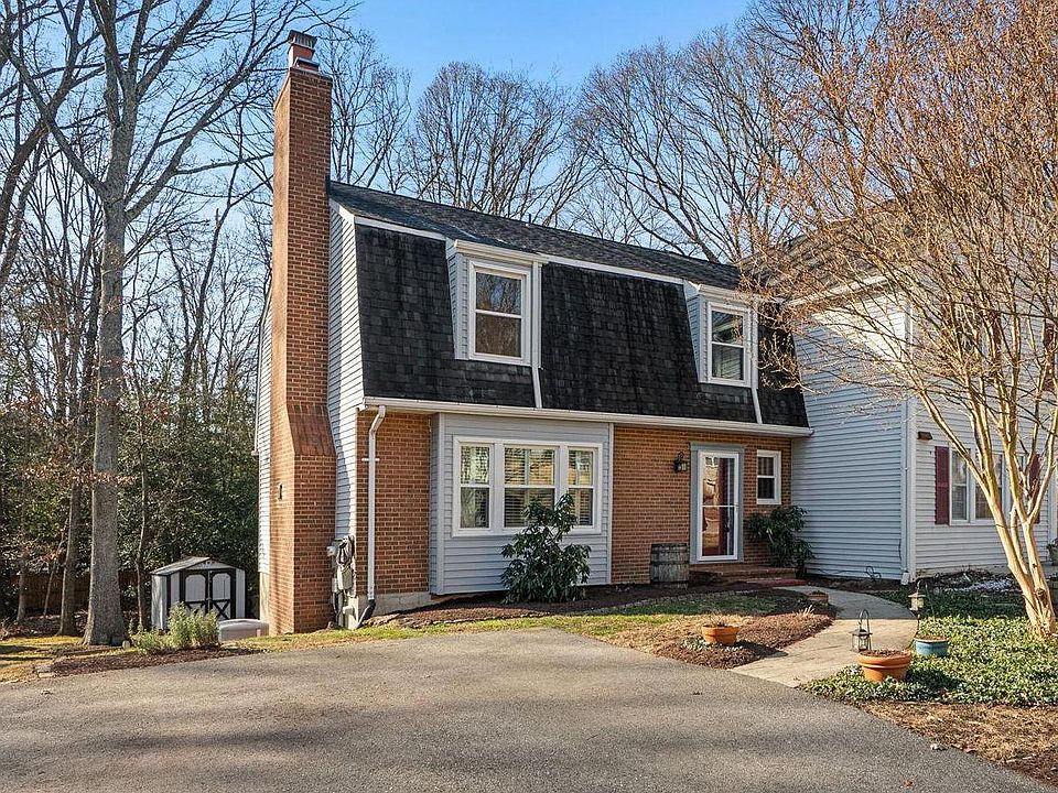 1st image of 89 Stratford Dr